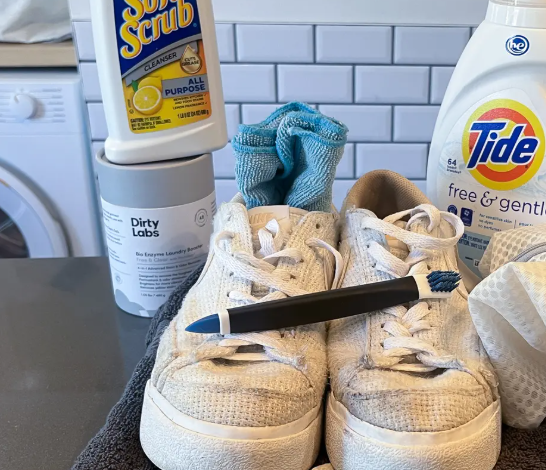 How to Keep Your Sneakers Clean Like a Pro