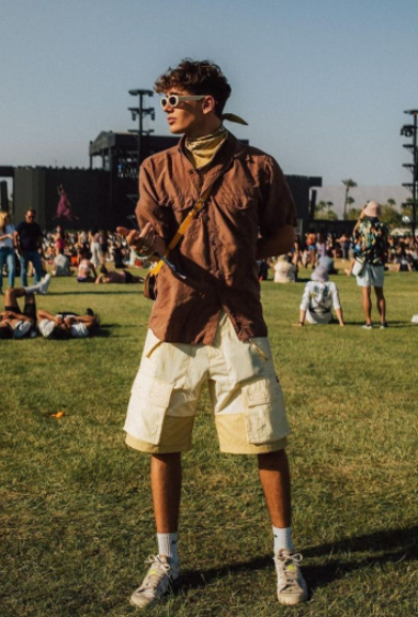 How to Style Streetwear for Music Festivals in 2025