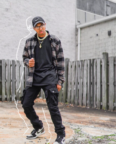 Essential Lightweight Streetwear for Spring: Stay Cool and Stylish
