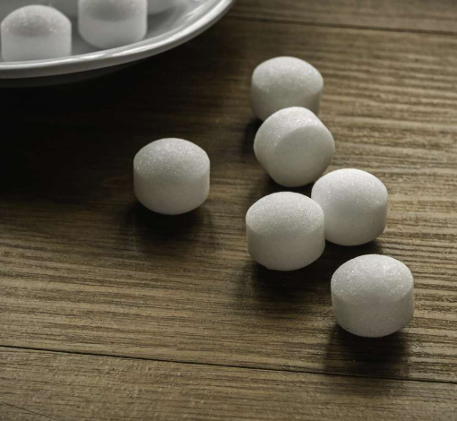How to Eliminate Mothball Odors from Clothes