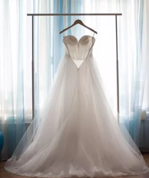 How to Properly Store Your Wedding Dress