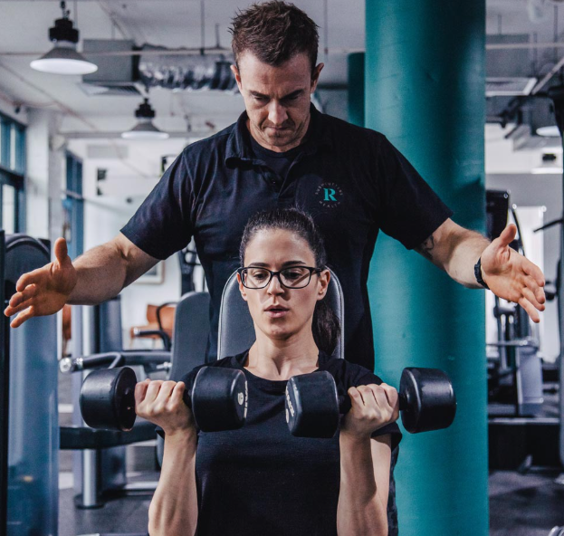 What to Consider When Choosing a Personal Trainer