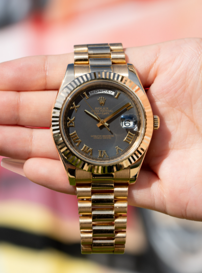 The Timeless Elegance of Rolex Watches: A Stylish Addition to Any Wardrobe