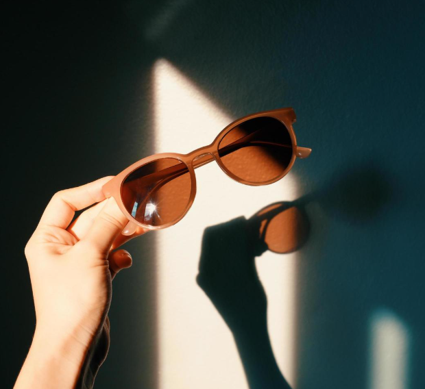 The Ultimate Guide to Buying Women’s Sunglasses Online