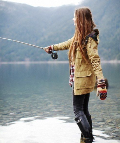 5 Stylish and Practical Outfit Ideas for Your Next Fishing Trip