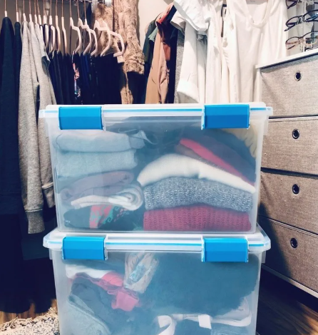 How to Store Your Summer Clothes During the Winter